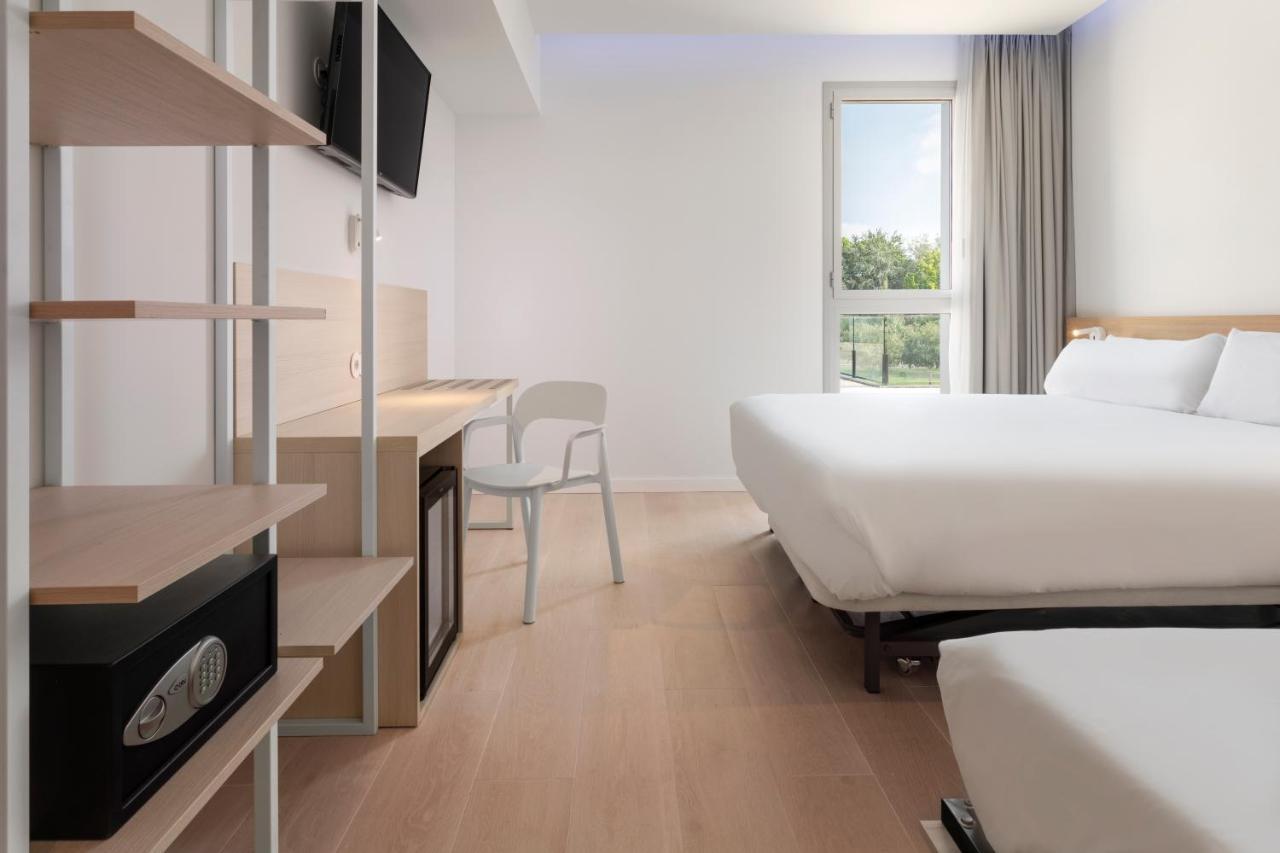 B&B Hotel Lleida Eksteriør billede
